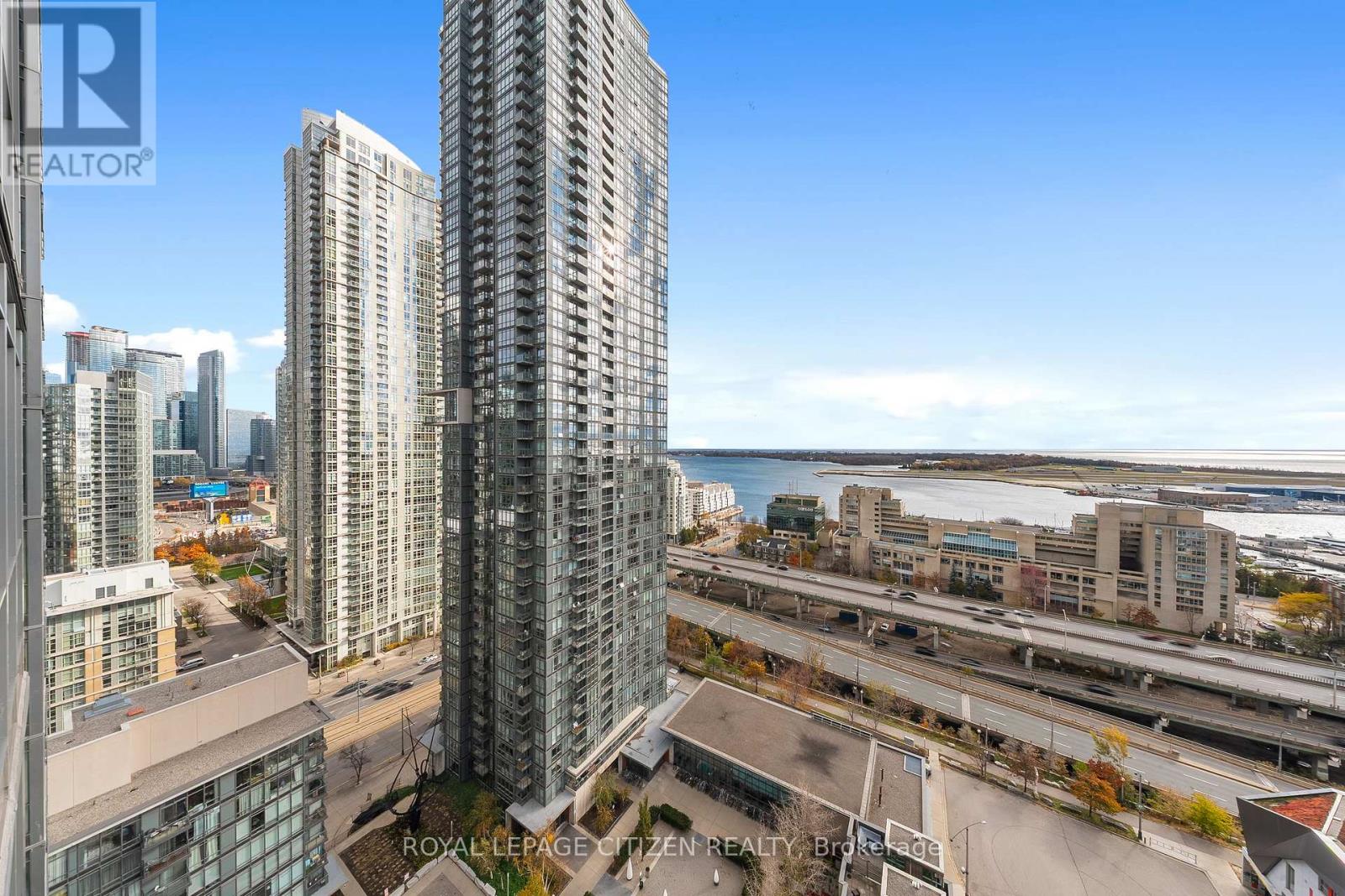 2512 - 15 Fort York Boulevard, Toronto, Ontario  M5V 3Y4 - Photo 18 - C12572130