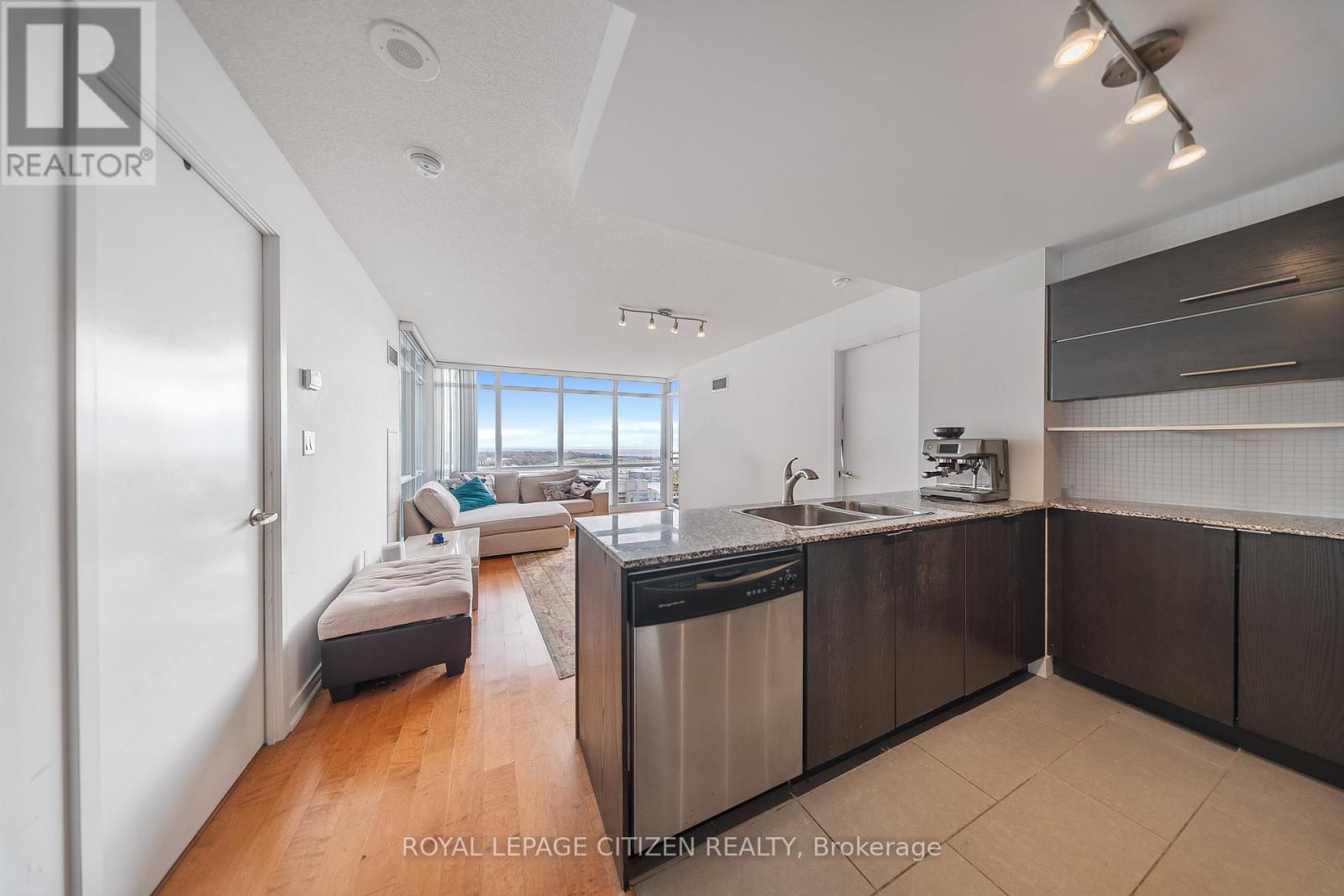 2512 - 15 Fort York Boulevard, Toronto, Ontario  M5V 3Y4 - Photo 6 - C12572130