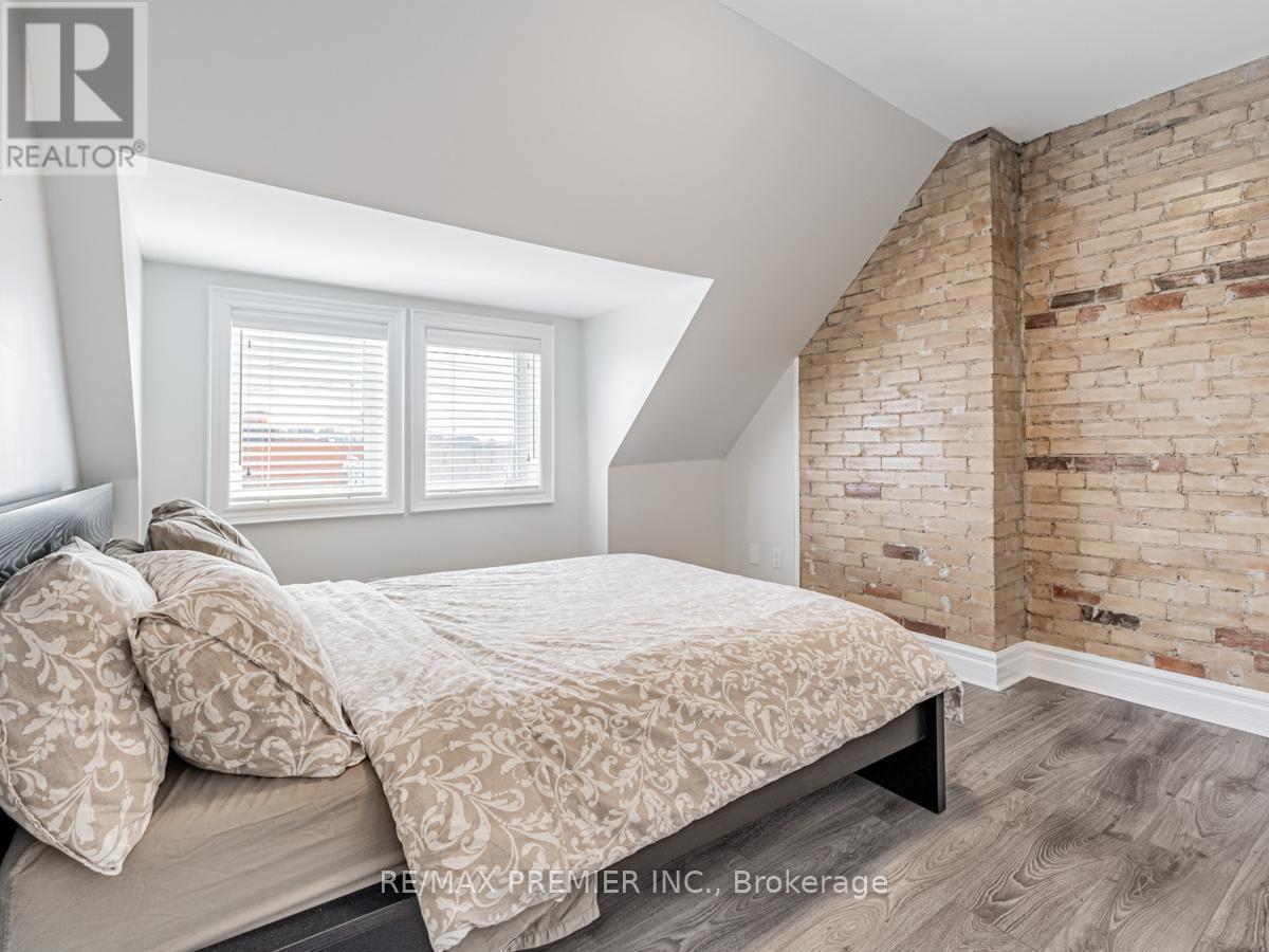 10 St Annes Road, Toronto, Ontario  M6J 2C1 - Photo 20 - C12572144