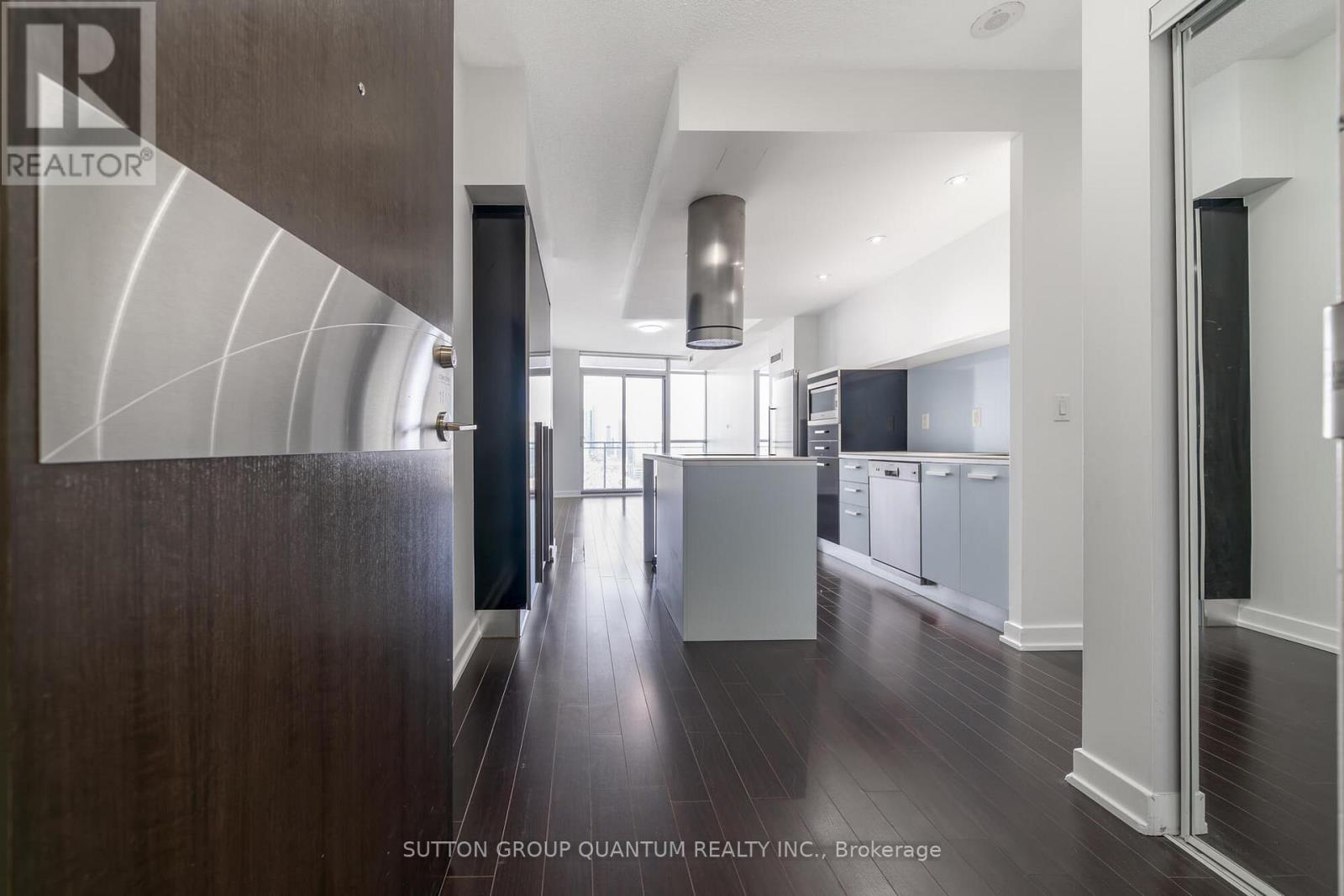 1810 - 38 Dan Leckie Way, Toronto, Ontario  M5V 2V6 - Photo 2 - C12572168