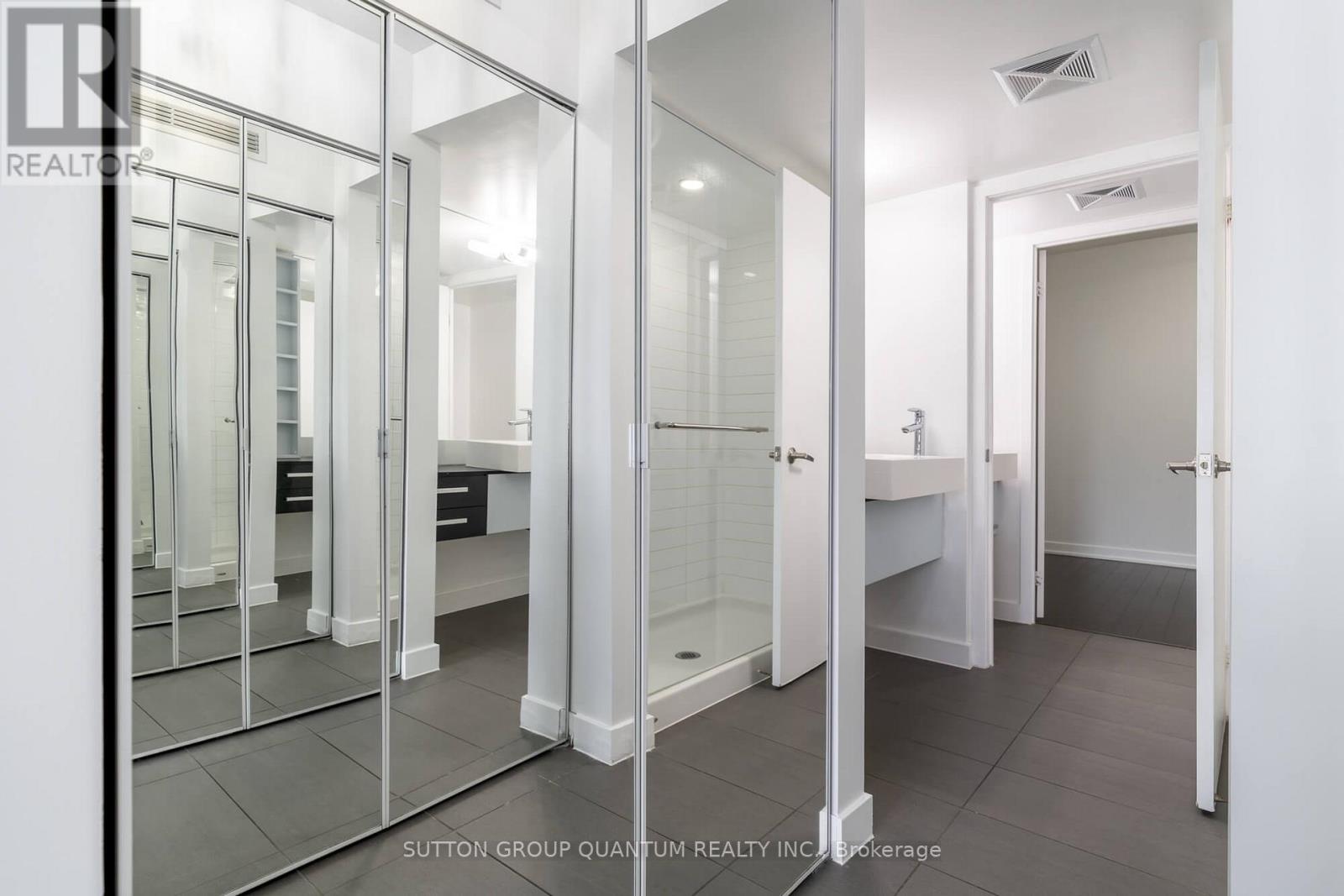 1810 - 38 Dan Leckie Way, Toronto, Ontario  M5V 2V6 - Photo 21 - C12572168