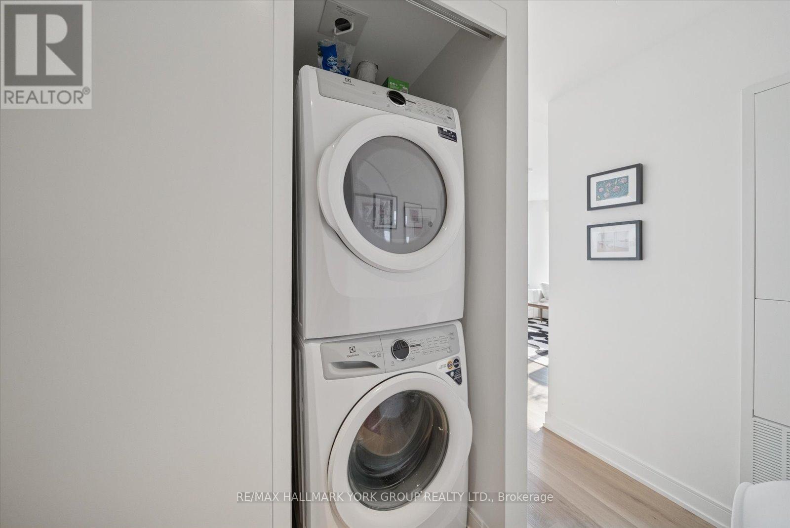 1004 - 151 Mill Street, Toronto, Ontario  M5A 4T8 - Photo 16 - C12572232