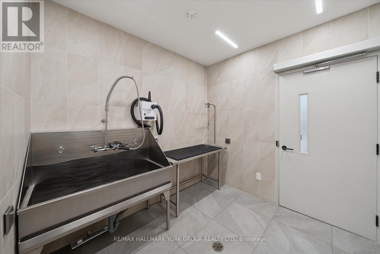 1004 - 151 Mill Street, Toronto, Ontario  M5A 4T8 - Photo 31 - C12572232