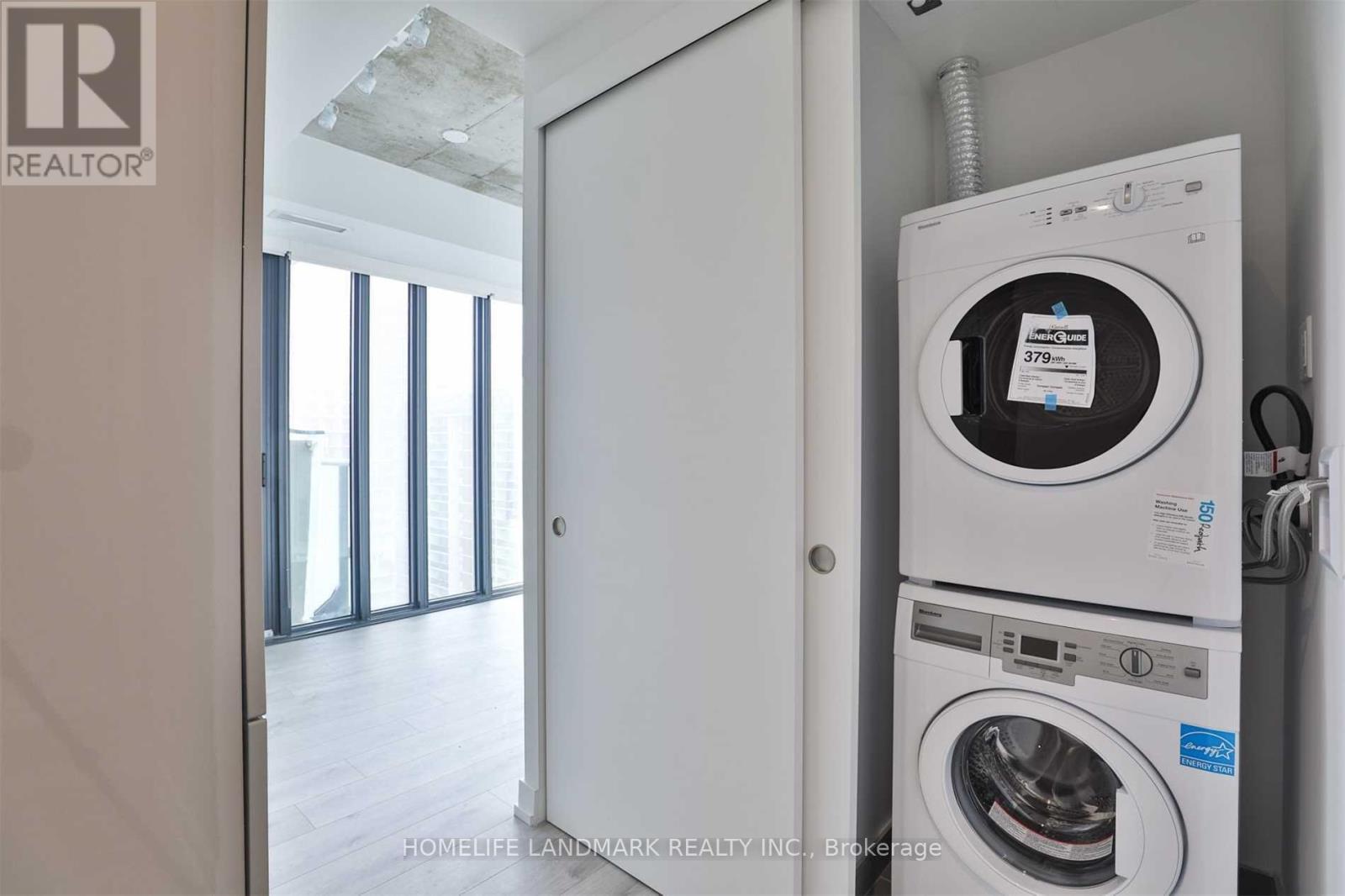 1105 - 161 Roehampton Avenue, Toronto, Ontario  M4P 1P9 - Photo 10 - C12572240