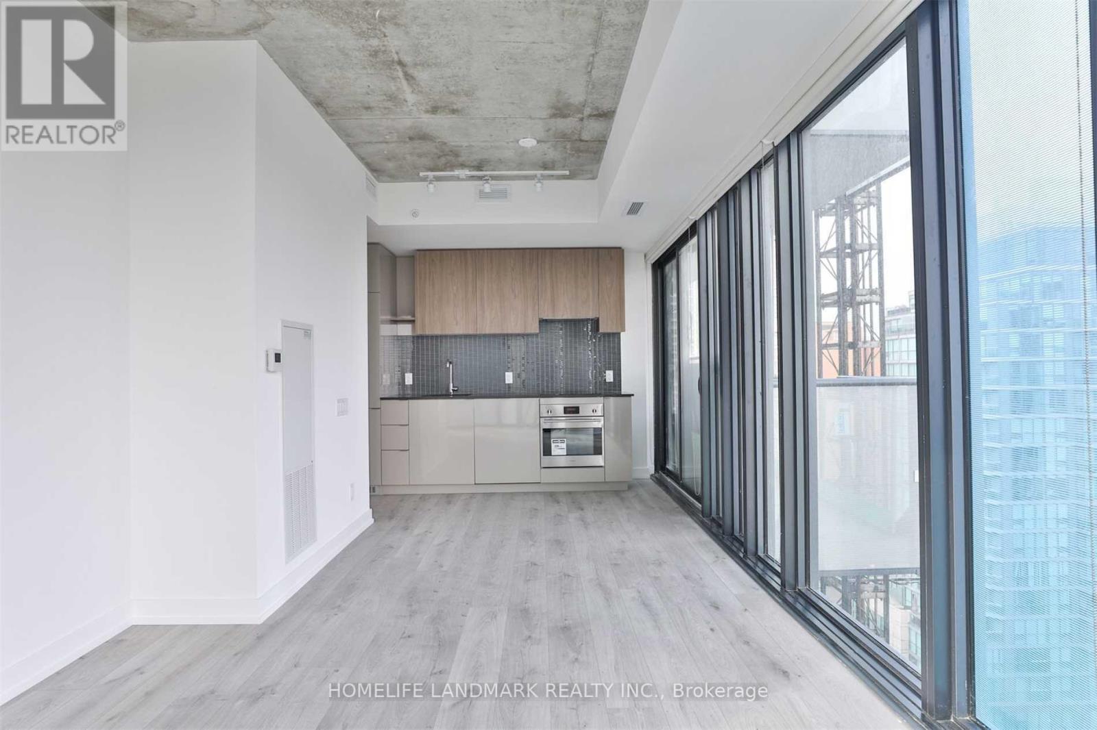 1105 - 161 Roehampton Avenue, Toronto, Ontario  M4P 1P9 - Photo 3 - C12572240