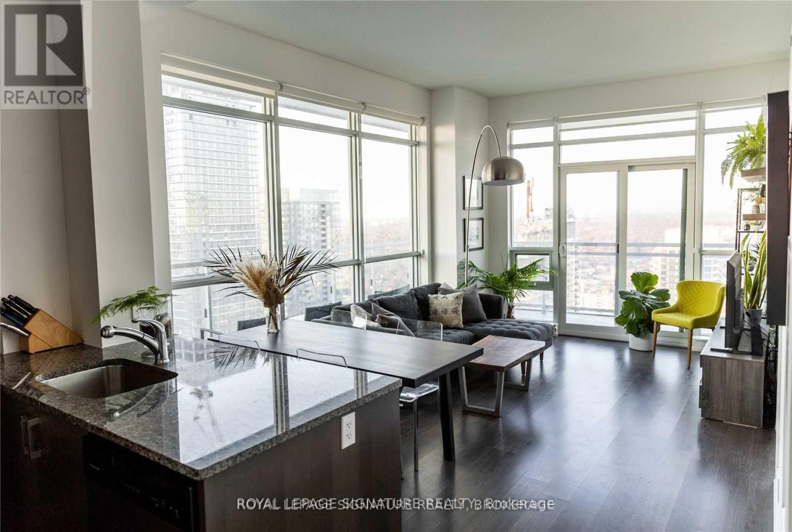 3212 - 98 LILLIAN STREET, Toronto, Ontario