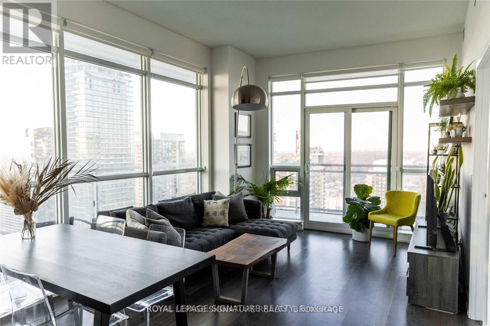 3212 - 98 Lillian Street, Toronto, Ontario  M4P 2Y3 - Photo 2 - C12572250