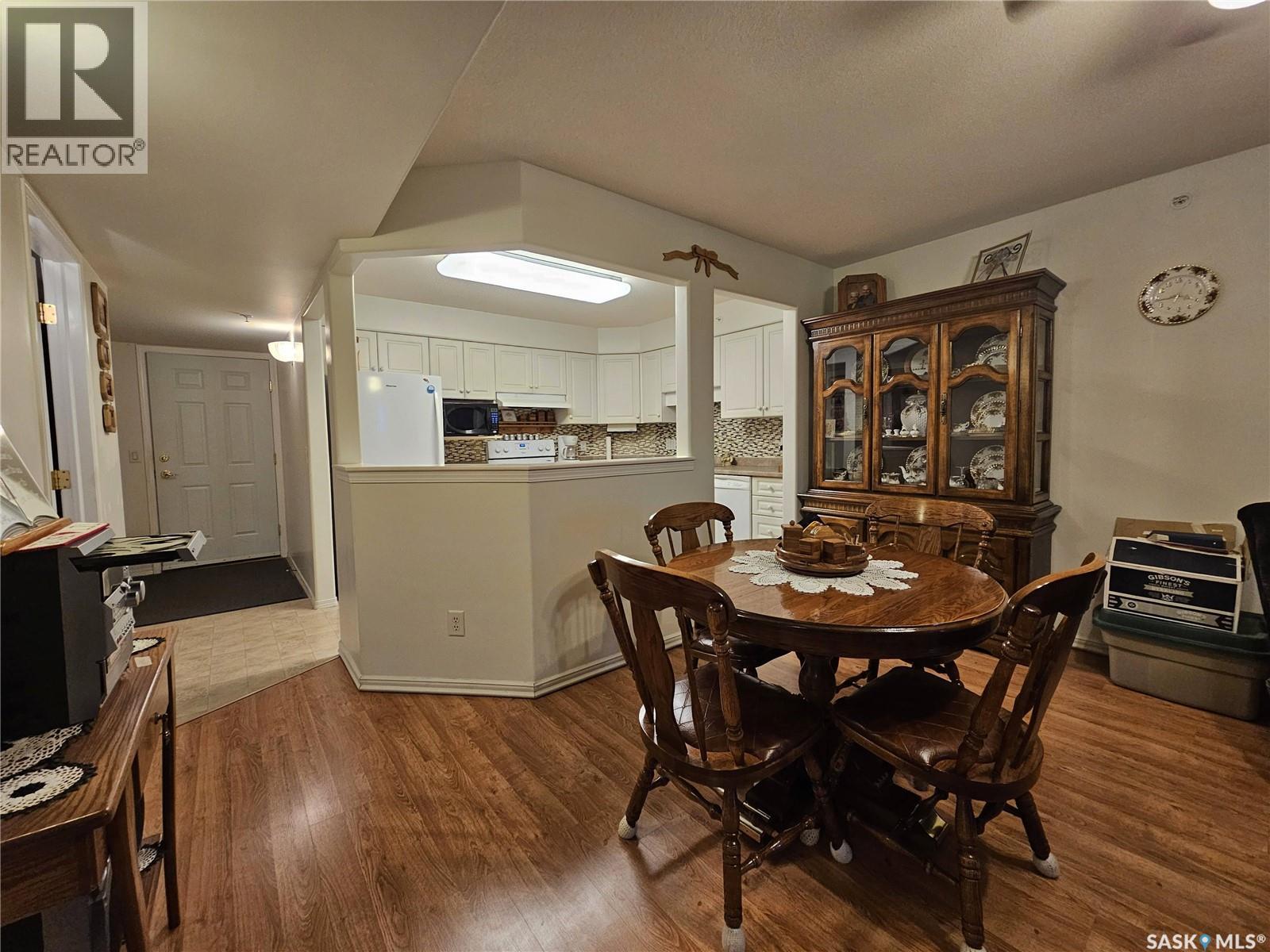 302 1152 103rd Street, North Battleford, Saskatchewan  S9A 1K6 - Photo 3 - SK024616