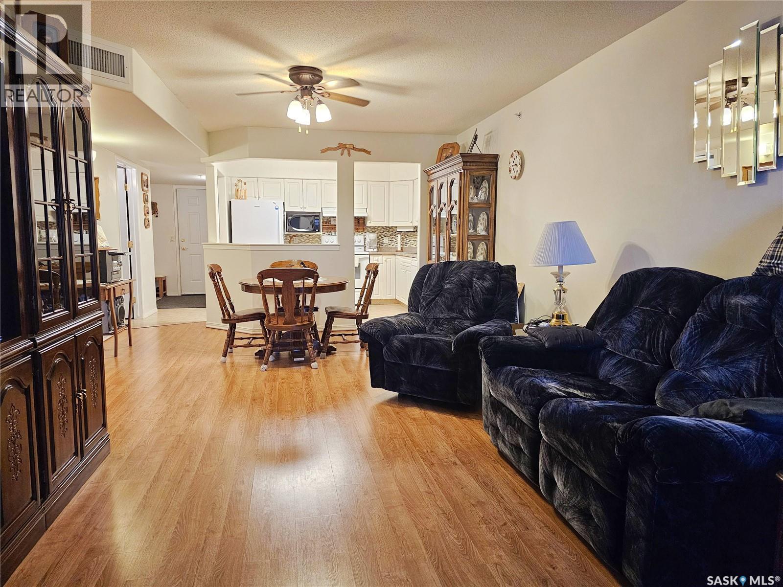 302 1152 103rd Street, North Battleford, Saskatchewan  S9A 1K6 - Photo 6 - SK024616