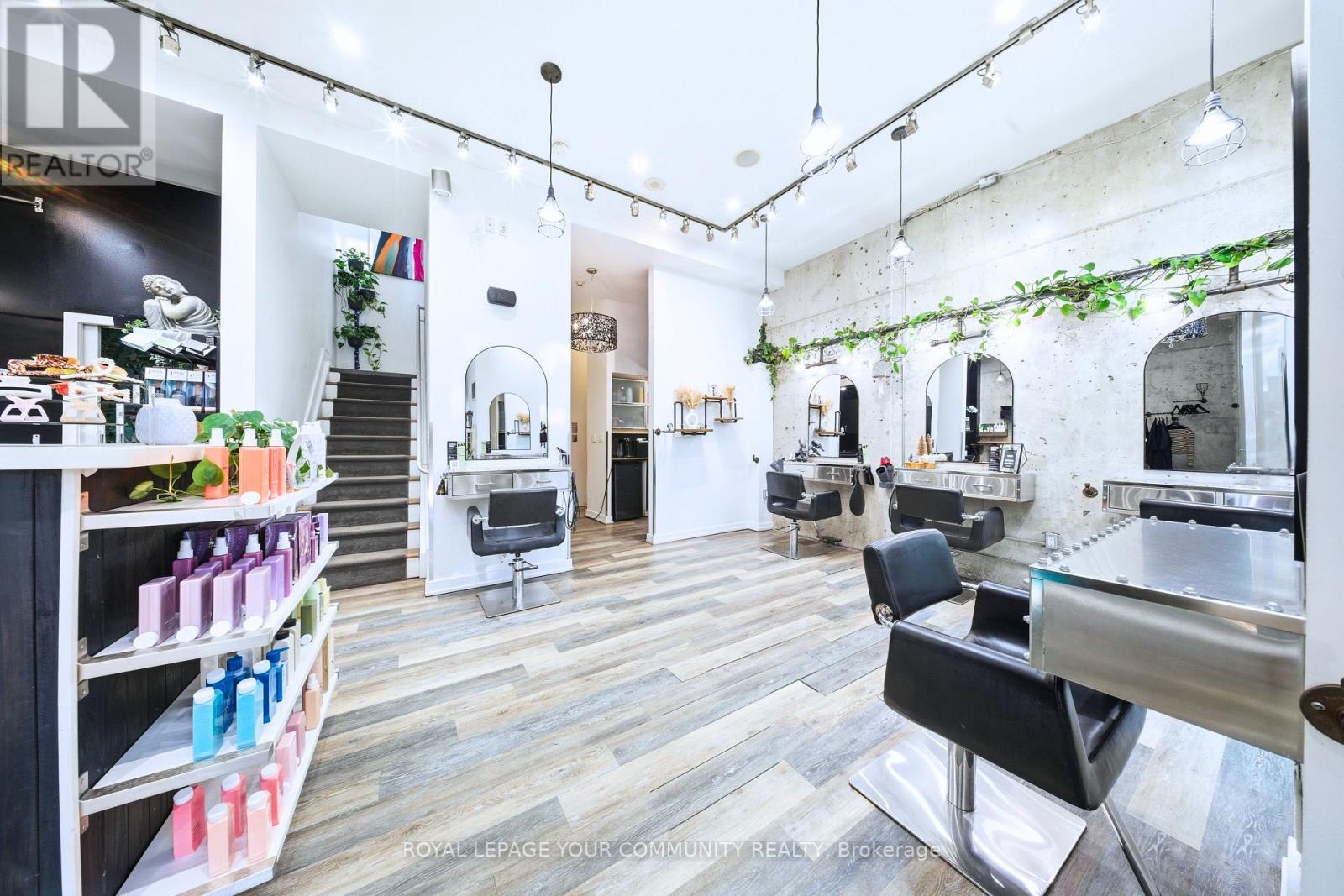 Th G05 - 40 Fort York Boulevard, Toronto, Ontario  M5V 3Z3 - Photo 2 - C12570954