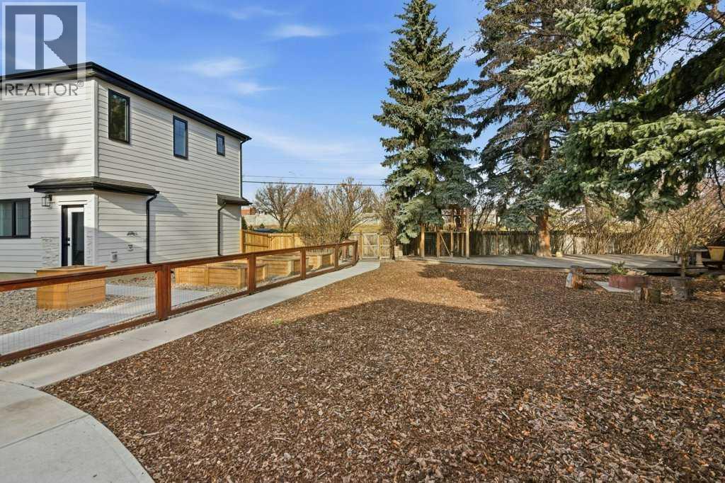 3124 Leduc Crescent Sw, Calgary, Alberta  T3E 5W9 - Photo 32 - A2270400