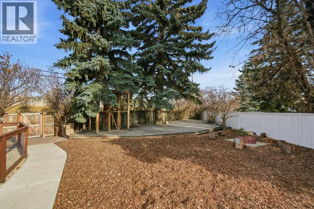 3124 Leduc Crescent Sw, Calgary, Alberta  T3E 5W9 - Photo 33 - A2270400