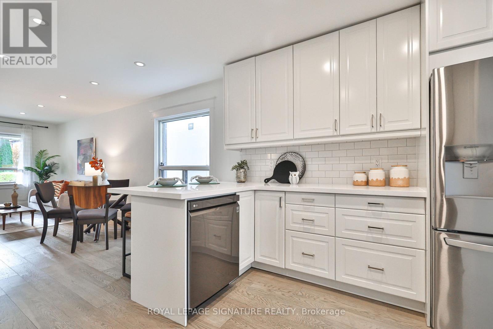 44 Linton Avenue, Toronto, Ontario  M1N 1W6 - Photo 9 - E12571592