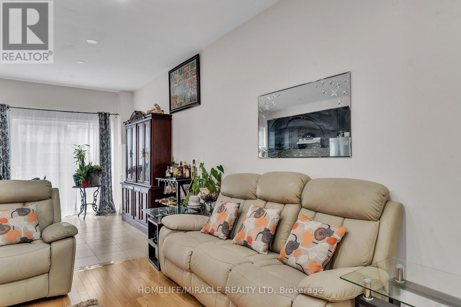 13 Yately Street, Brampton, Ontario  L7A 0G4 - Photo 13 - W12566834