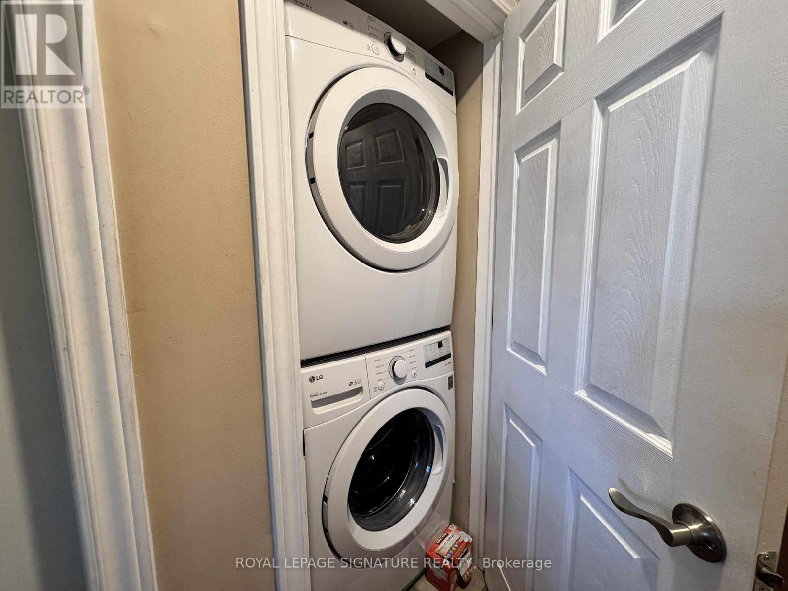 Main - 4273 Pheasant Run, Mississauga, Ontario  L5L 2B8 - Photo 16 - W12463143