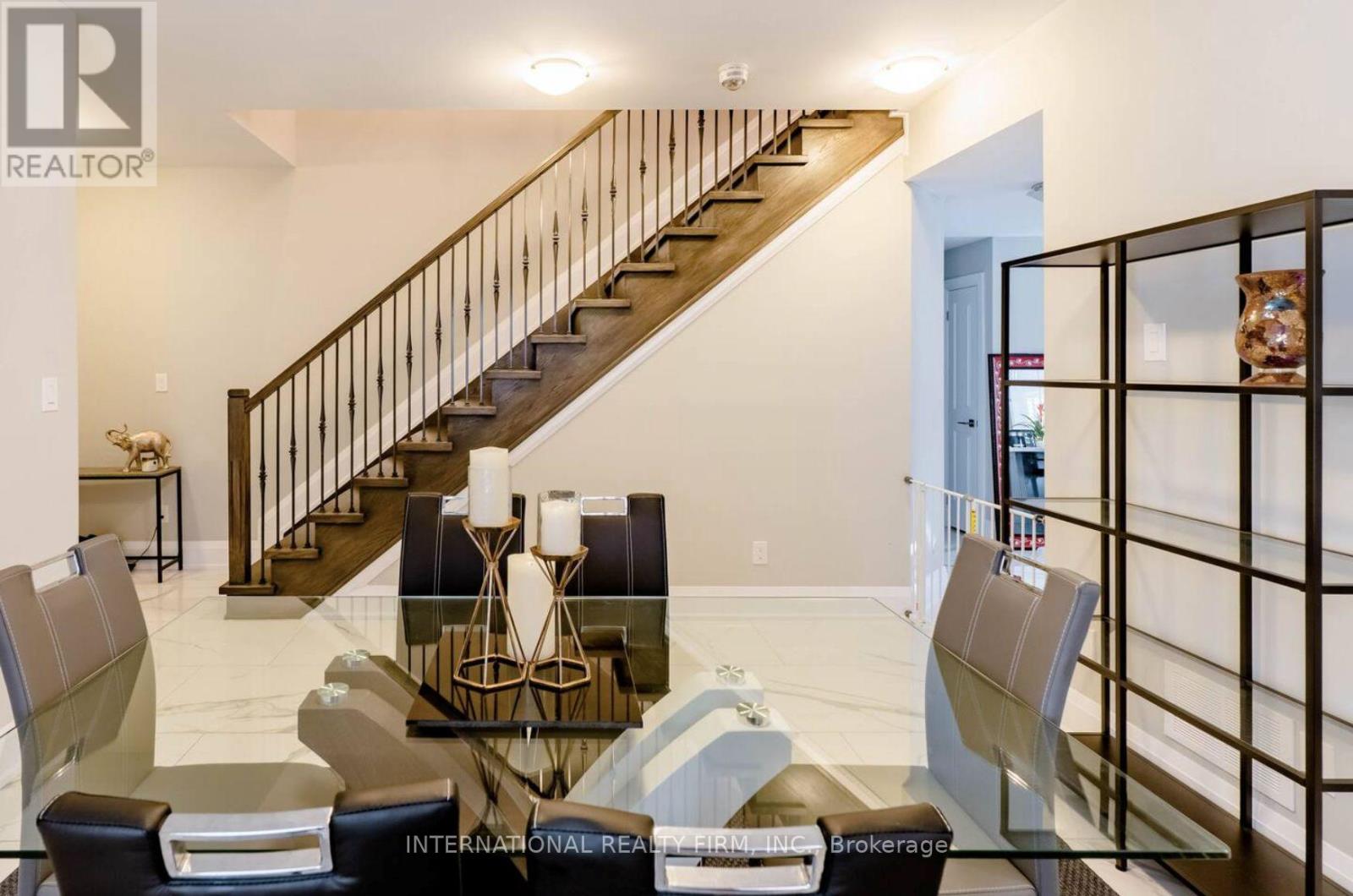 652 Park Road, Innisfil, Ontario  L9S 0E8 - Photo 3 - N12572124