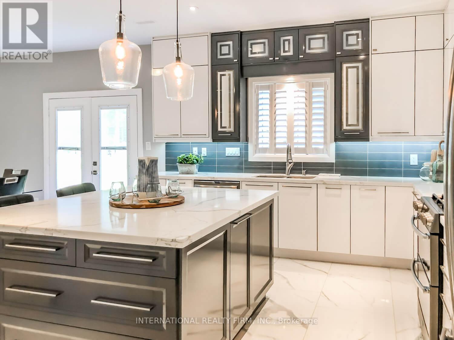 652 Park Road, Innisfil, Ontario  L9S 0E8 - Photo 8 - N12572124