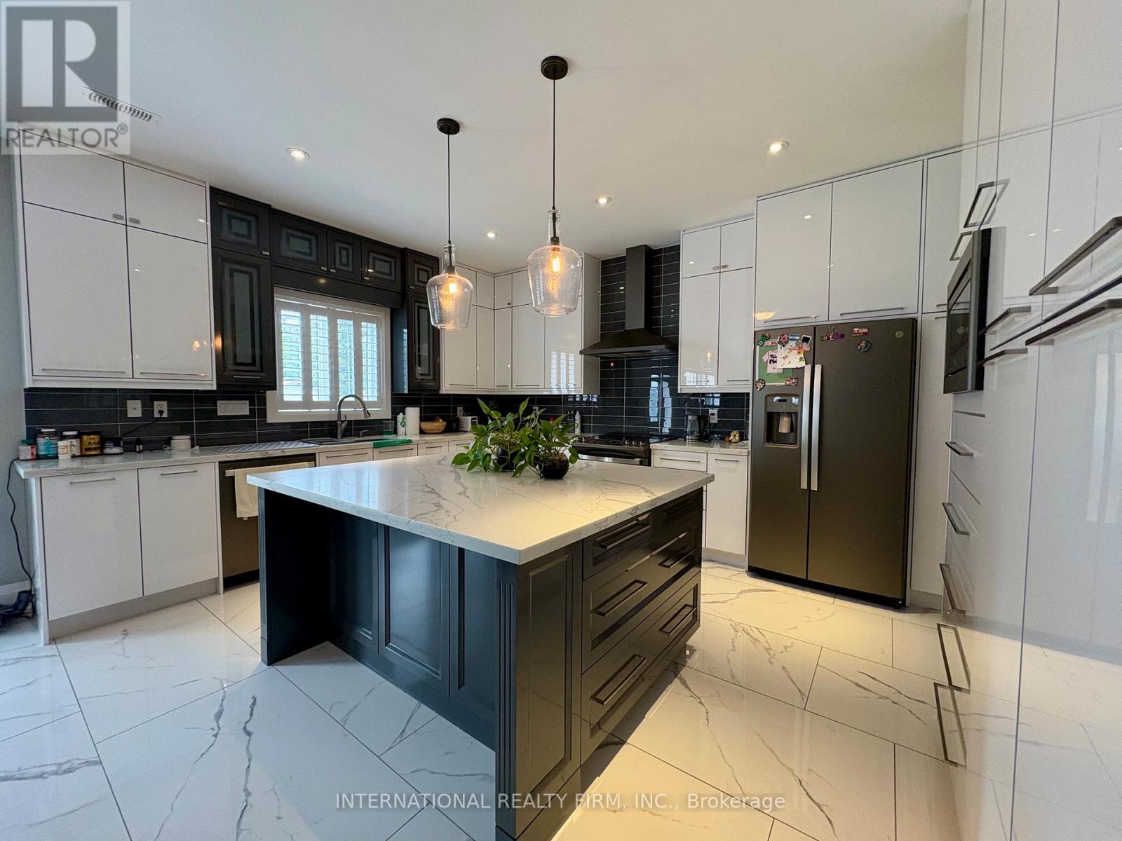 652 Park Road, Innisfil, Ontario  L9S 0E8 - Photo 9 - N12572124