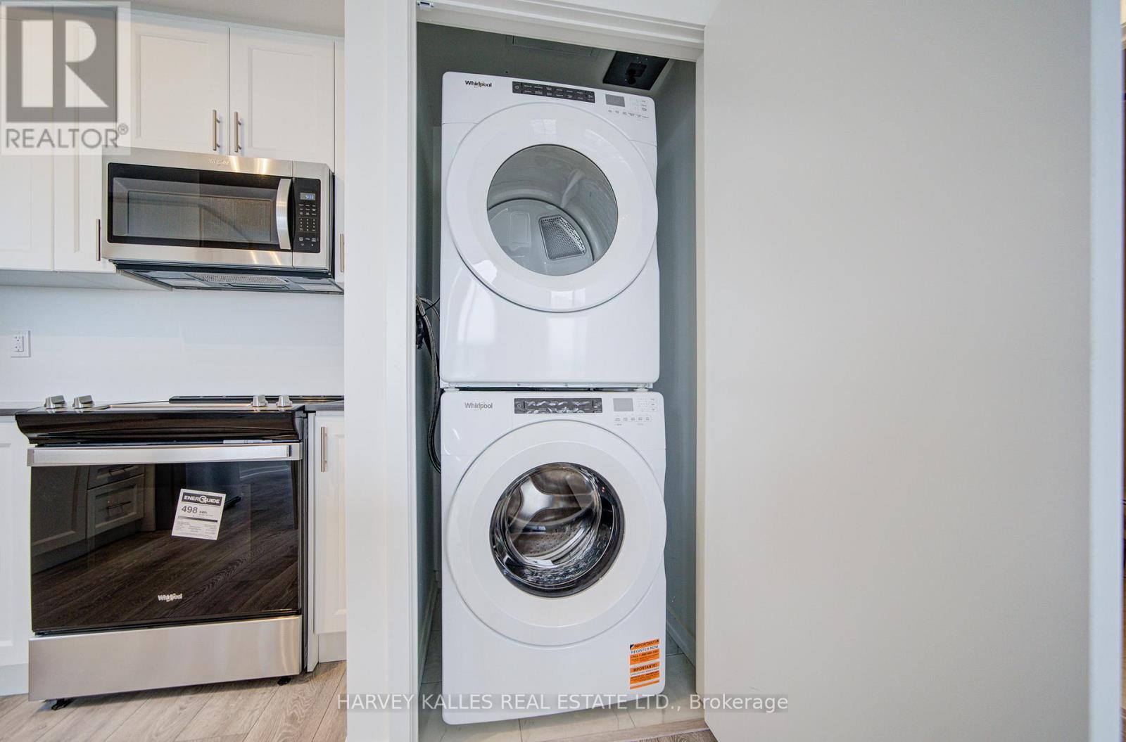 12 - 14 Lytham Green Circle, Newmarket, Ontario  L3Y 0H3 - Photo 20 - N12572128