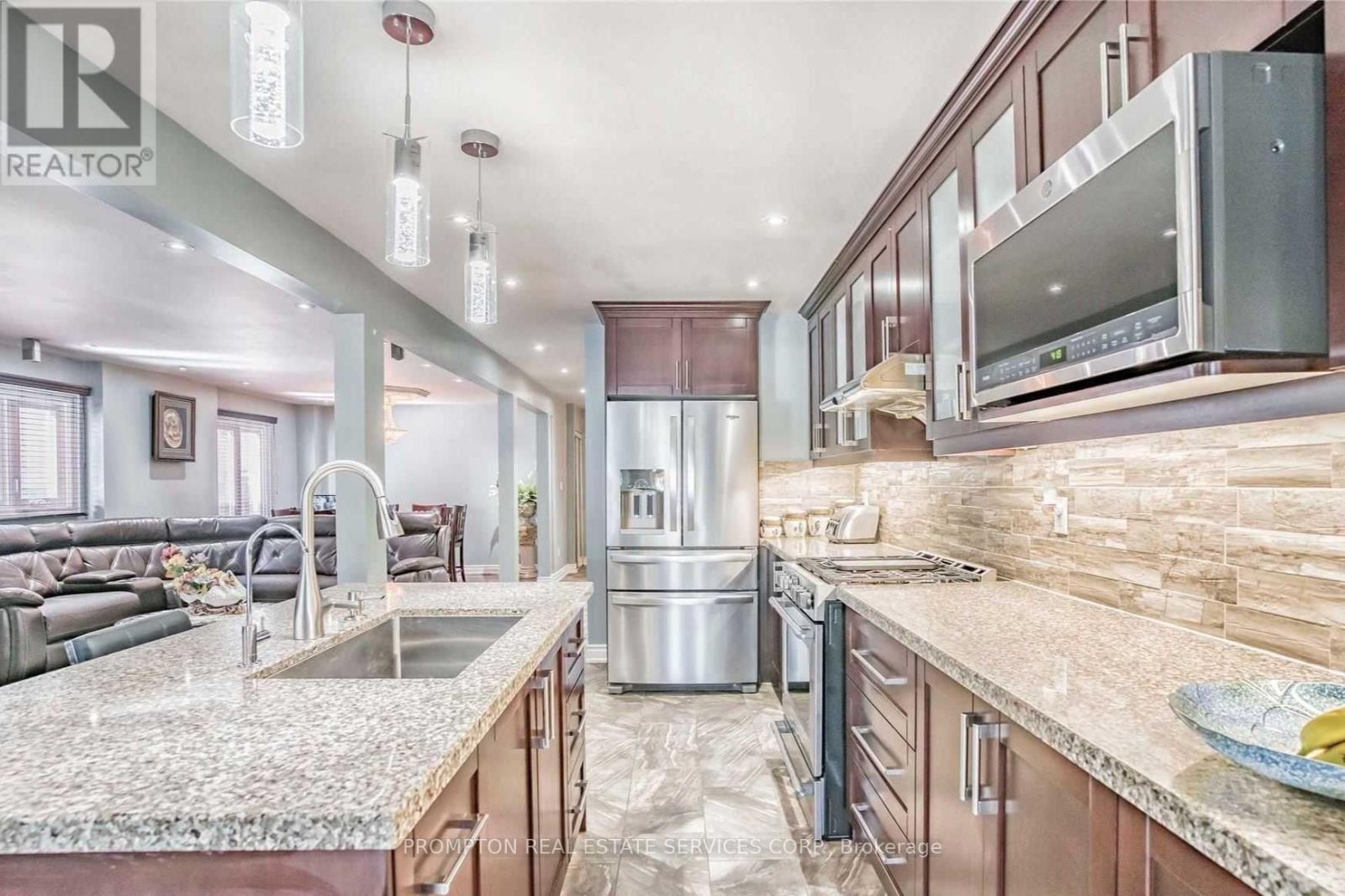 51 Ketchum Crescent, Markham, Ontario  L3S 3G3 - Photo 10 - N12572210