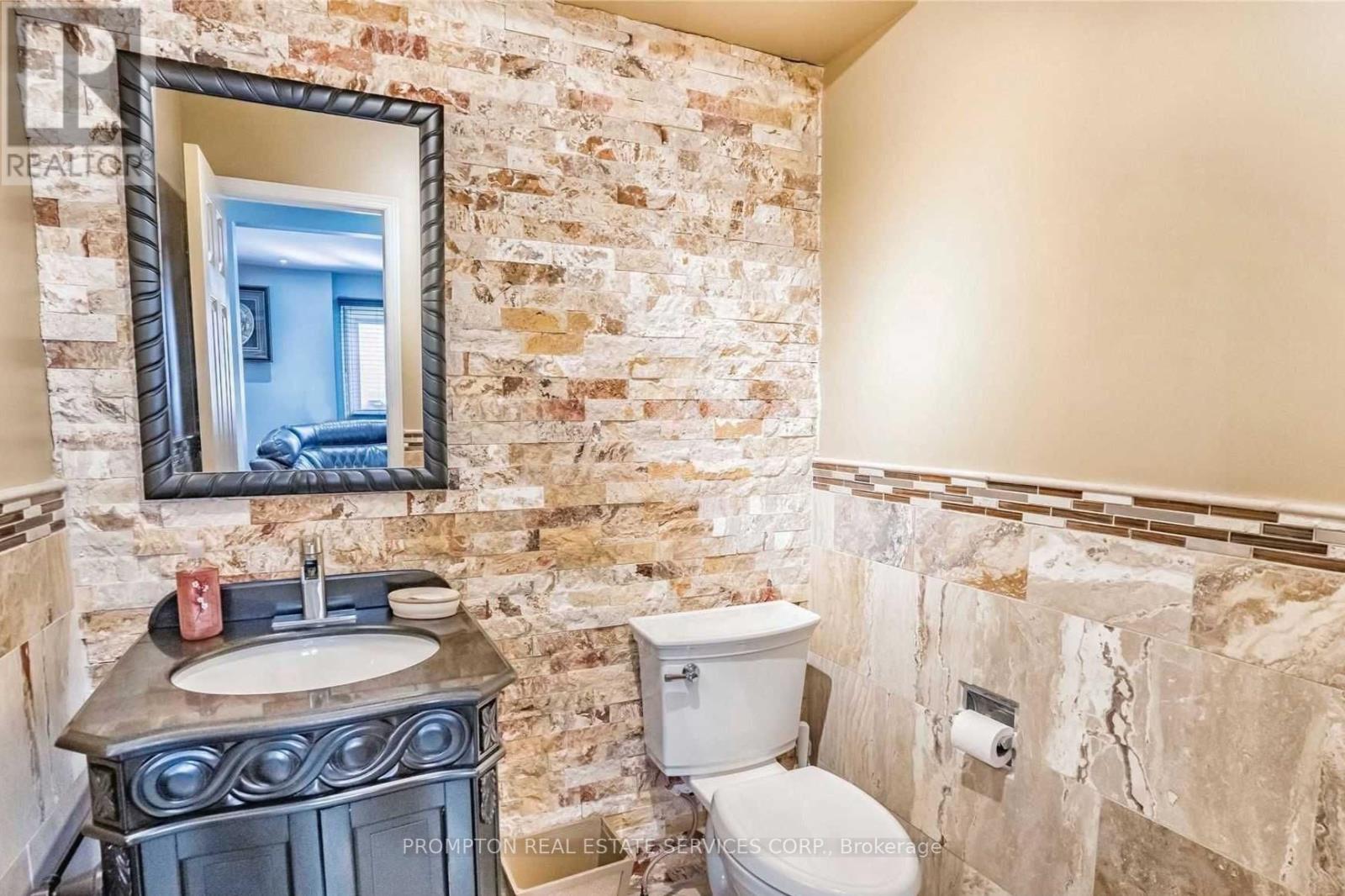 51 Ketchum Crescent, Markham, Ontario  L3S 3G3 - Photo 11 - N12572210