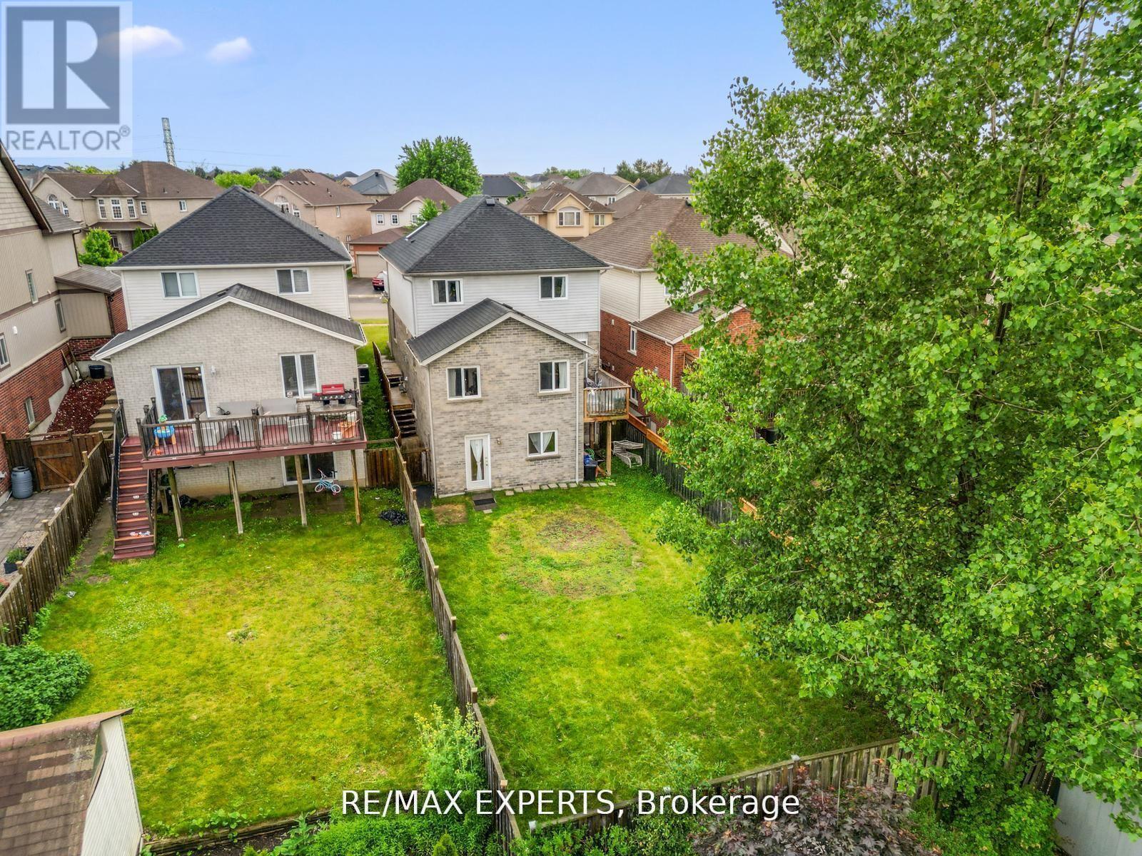 56 Steepleridge Street, Kitchener, Ontario  N2P 2W3 - Photo 44 - X12442317