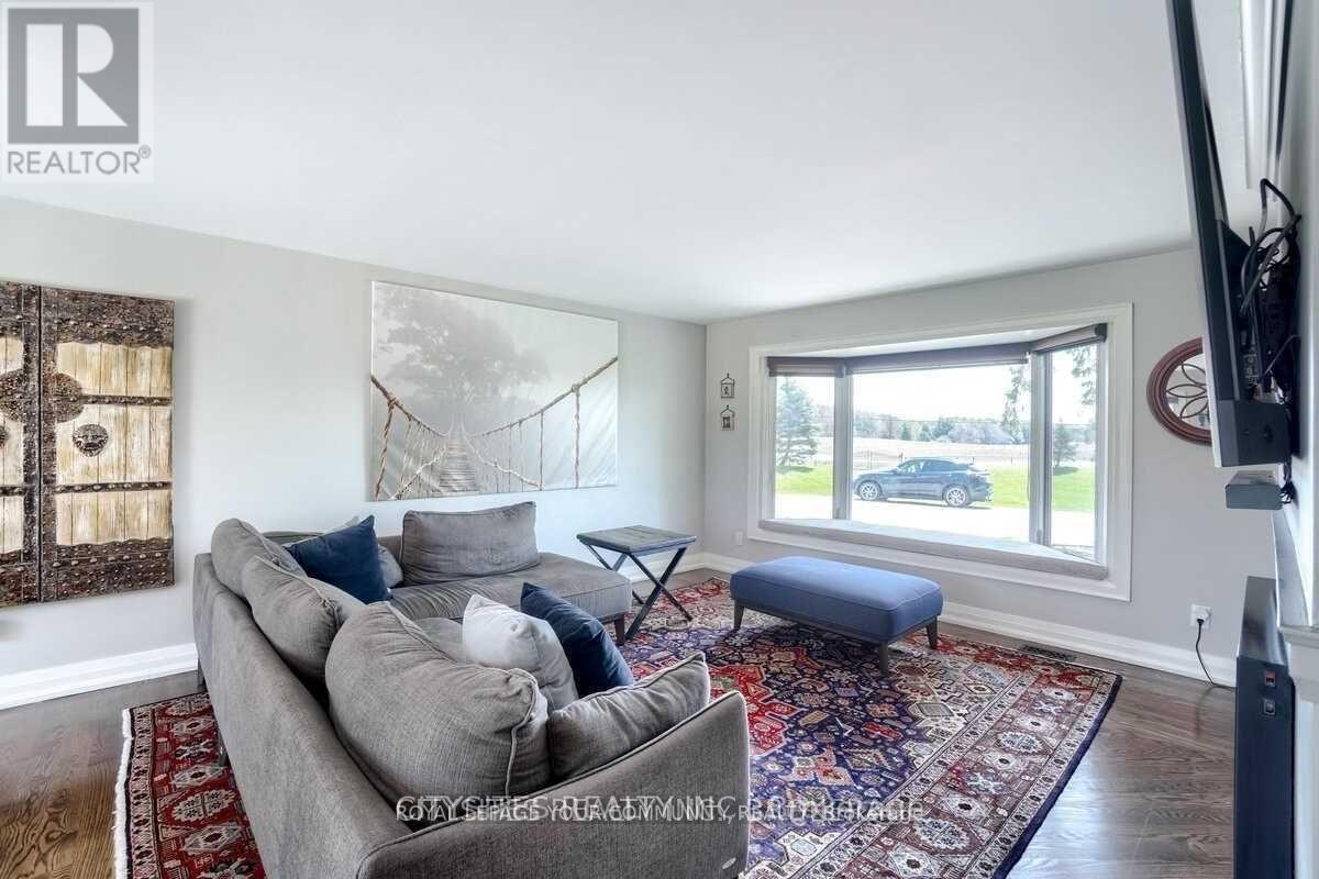 5890 15th Side Road, King, Ontario  L0G 1T0 - Photo 5 - N12572252