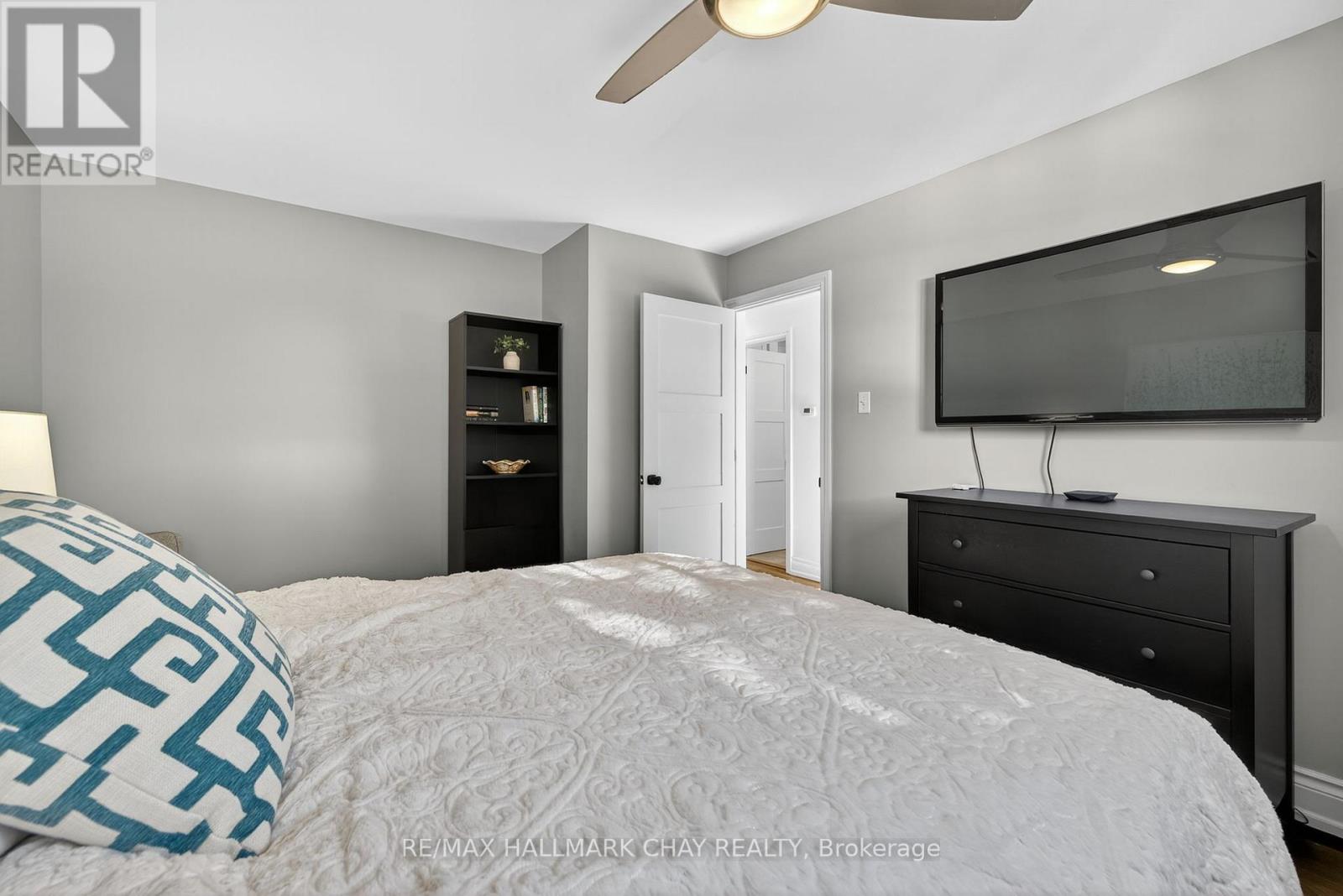 104 Kulpin Avenue, Bradford West Gwillimbury (Bradford), Ontario  L3Z 1T7 - Photo 13 - N12572262