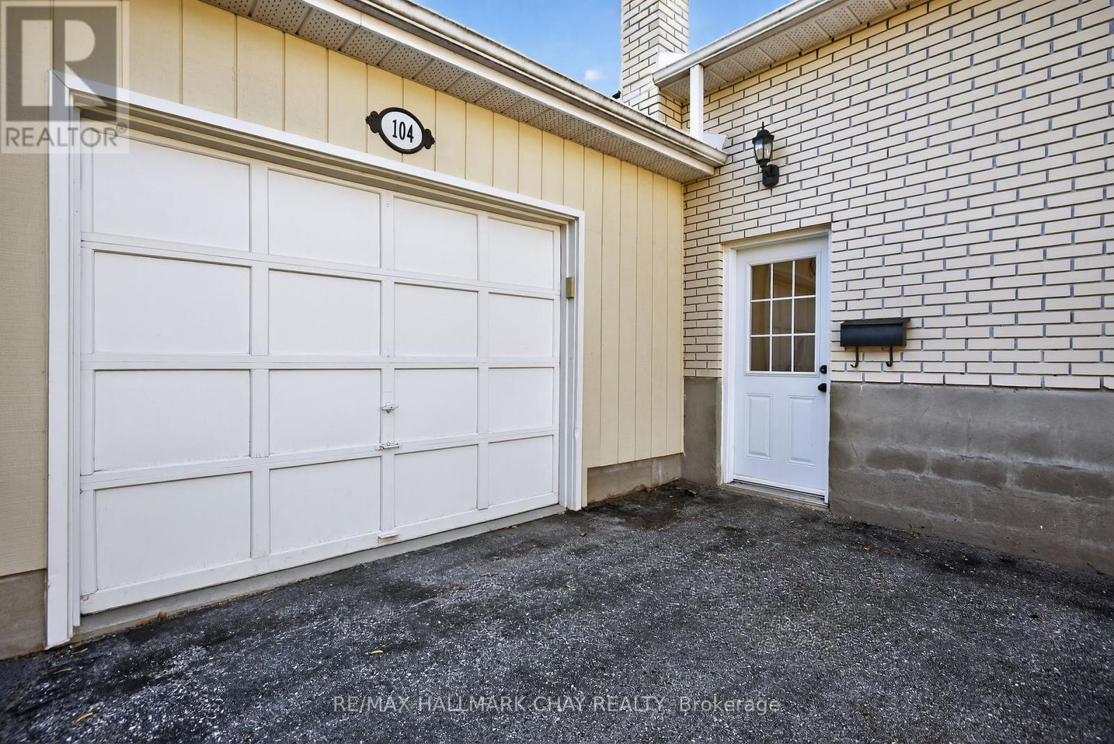 104 Kulpin Avenue, Bradford West Gwillimbury (Bradford), Ontario  L3Z 1T7 - Photo 21 - N12572262