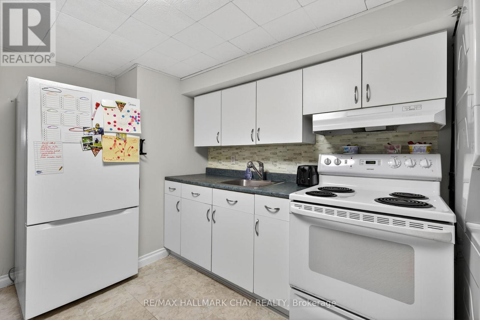 104 Kulpin Avenue, Bradford West Gwillimbury (Bradford), Ontario  L3Z 1T7 - Photo 27 - N12572262