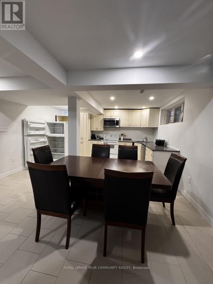 158 Roselena Drive, King (Schomberg), Ontario L0G 1T0 - Photo 7 - N12572290