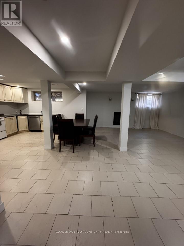 158 Roselena Drive, King (Schomberg), Ontario L0G 1T0 - Photo 9 - N12572290