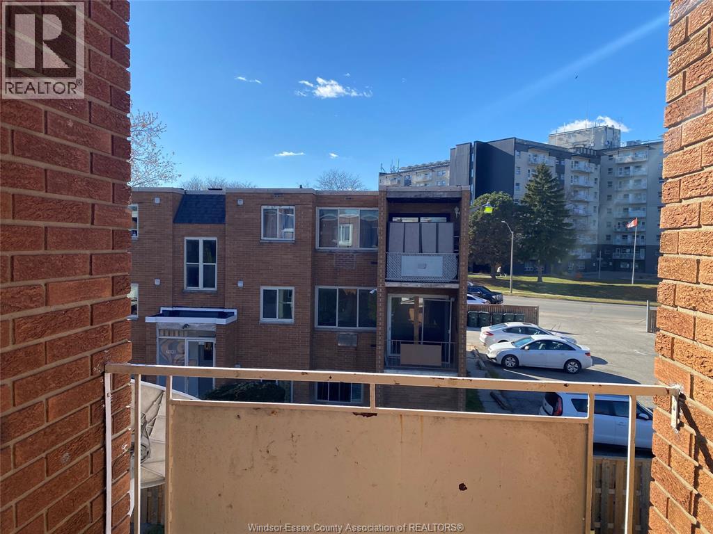 2476 Rivard Avenue, Windsor, Ontario N8T 2H2 - Photo 9 - 25029430