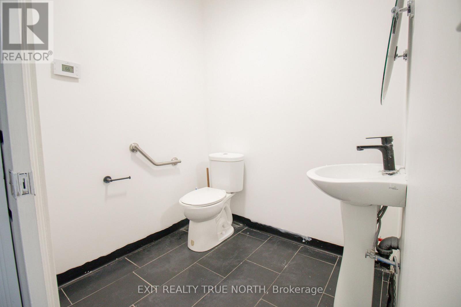 12 Dunlop Street E, Barrie (City Centre), Ontario L4M 1A3 - Photo 10 - S12572112