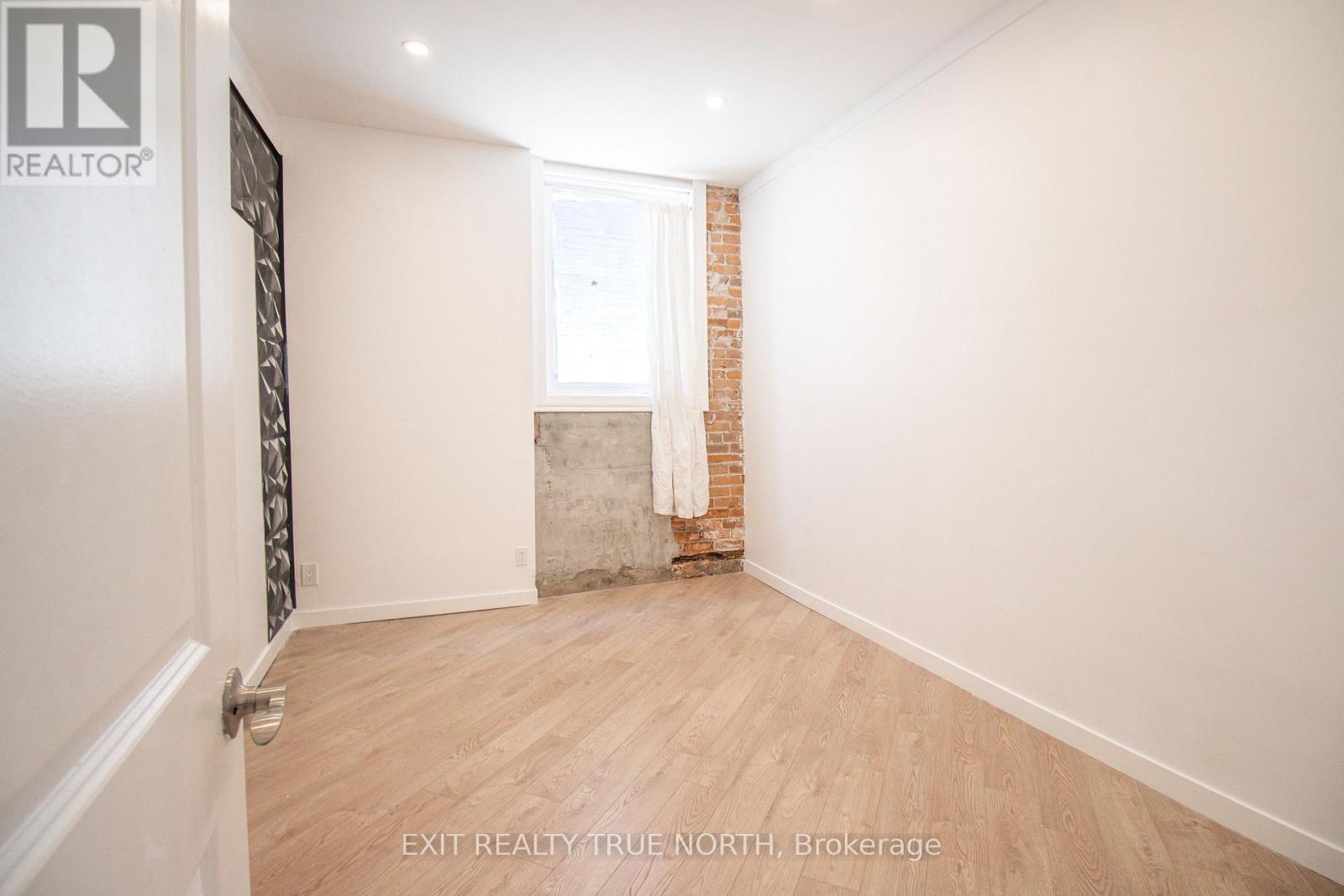 12 Dunlop Street E, Barrie (City Centre), Ontario L4M 1A3 - Photo 6 - S12572112