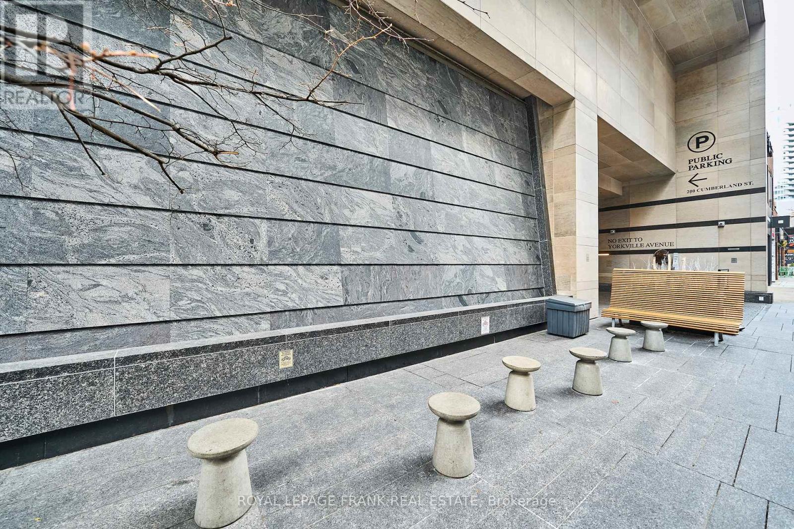 2005 - 188 Cumberland Street, Toronto, Ontario  M5R 0B6 - Photo 3 - C12572322