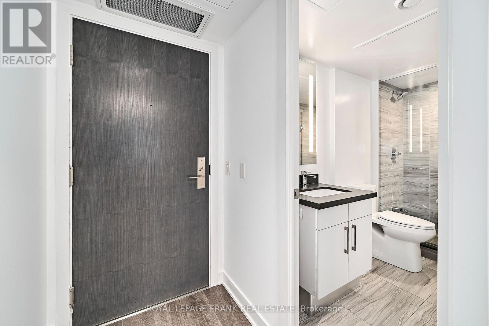 2005 - 188 Cumberland Street, Toronto, Ontario  M5R 0B6 - Photo 5 - C12572322