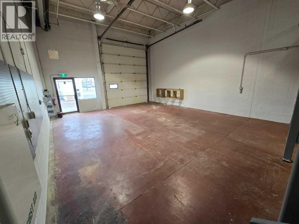 3, 7887 50 Avenue, Red Deer, Alberta  T4P 1M8 - Photo 5 - A2270055