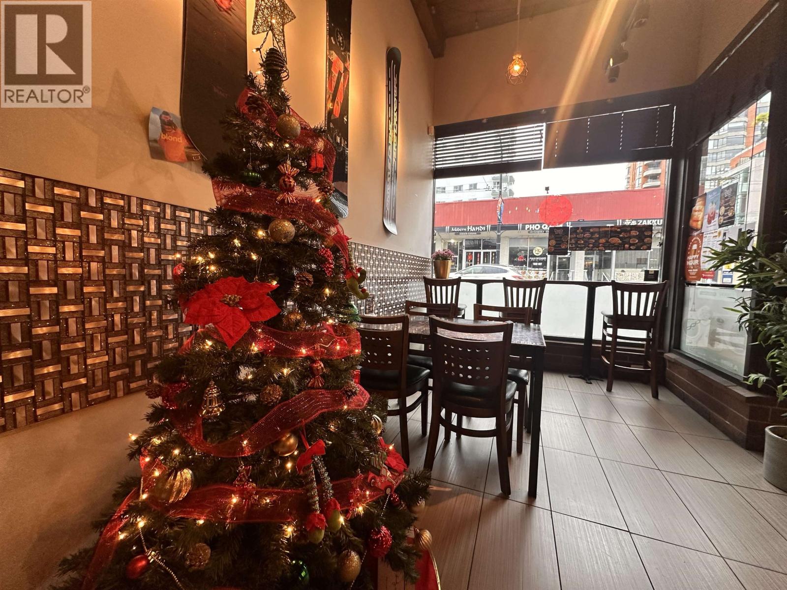 836 Denman Street, Vancouver, British Columbia V6G 2L8 - Photo 5 - C8074004