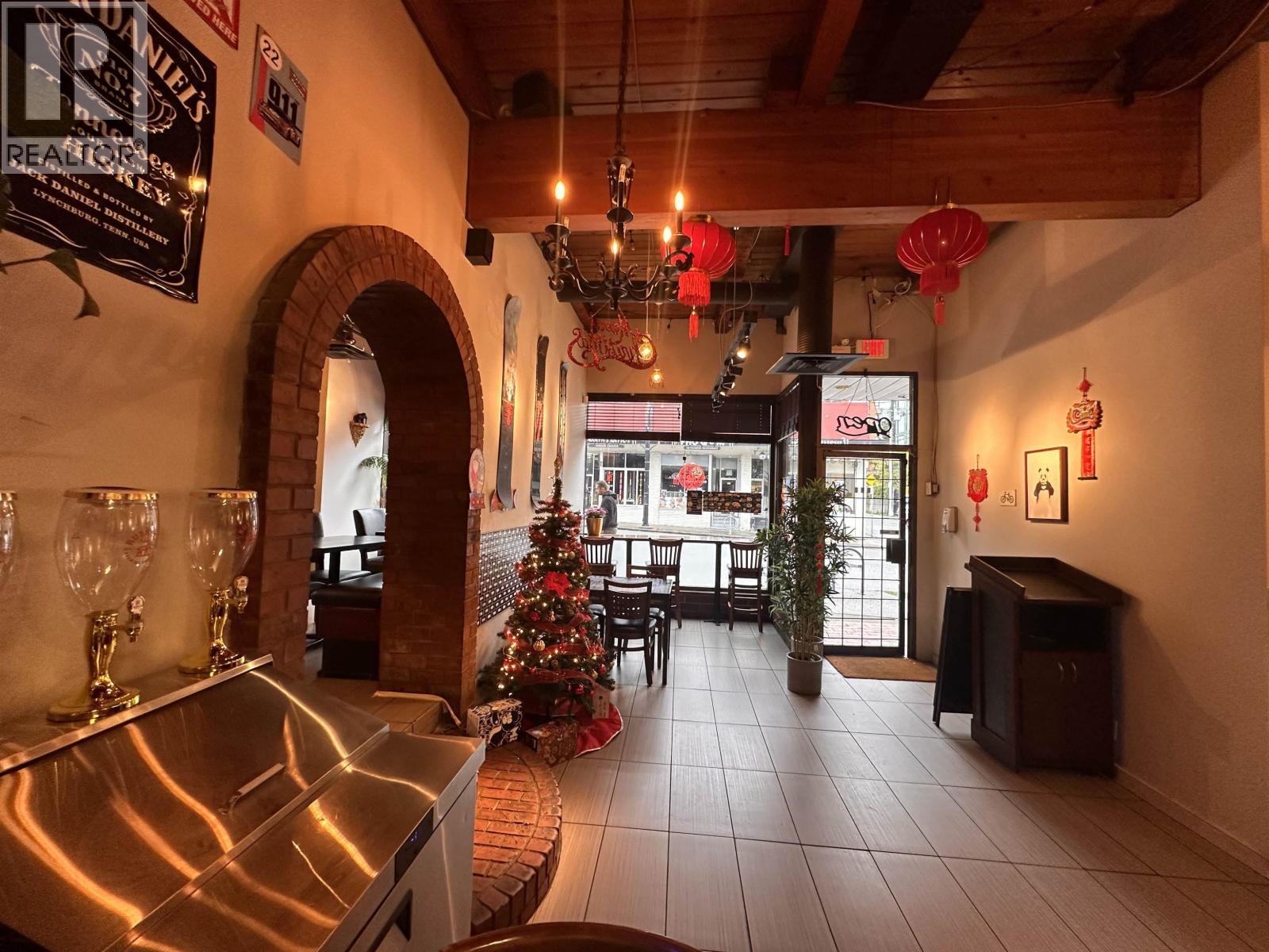 836 Denman Street, Vancouver, British Columbia V6G 2L8 - Photo 3 - C8074004