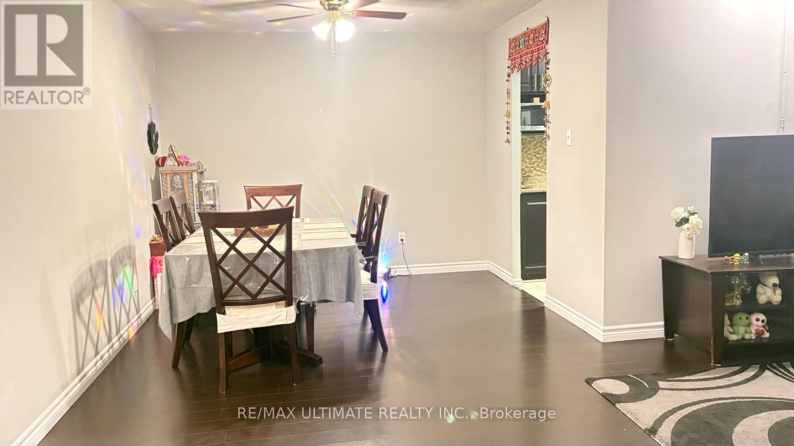 710 - 15 Kensington Road, Brampton, Ontario  L6T 3W2 - Photo 7 - W12572100