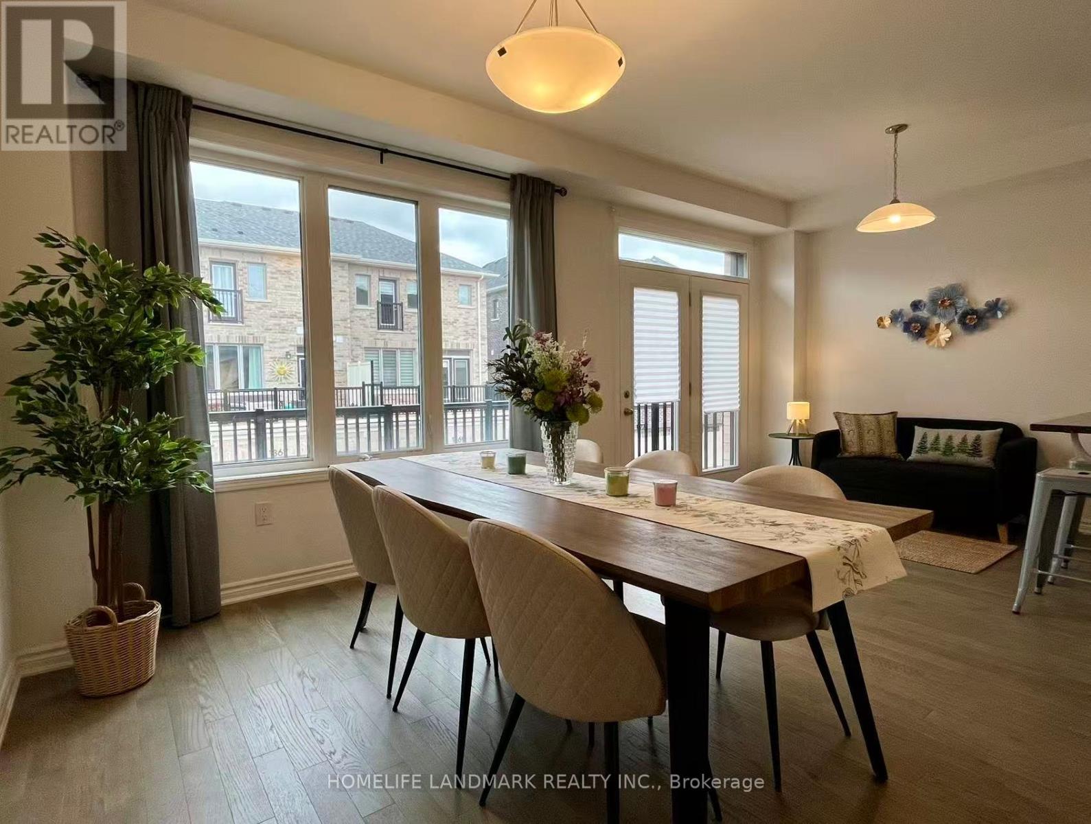 1368 William Halton Parkway Nw, Oakville, Ontario  L6H 5P2 - Photo 1 - W12572134