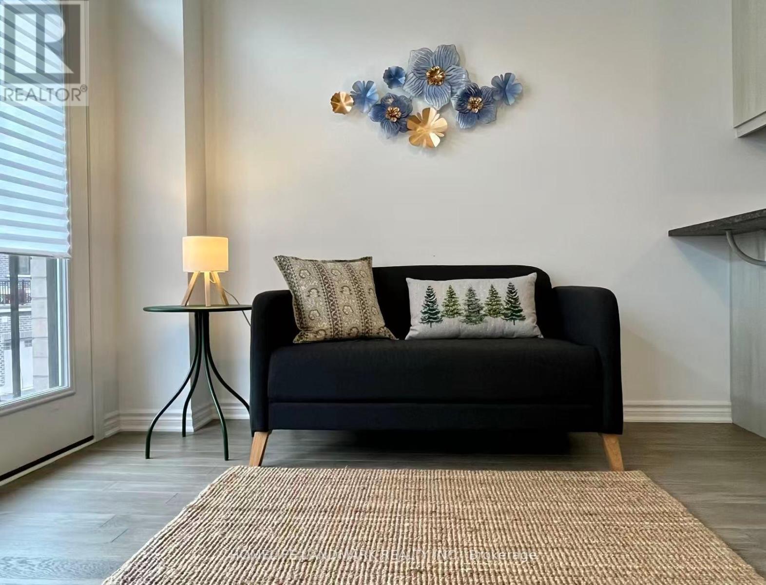 1368 William Halton Parkway Nw, Oakville, Ontario  L6H 5P2 - Photo 3 - W12572134