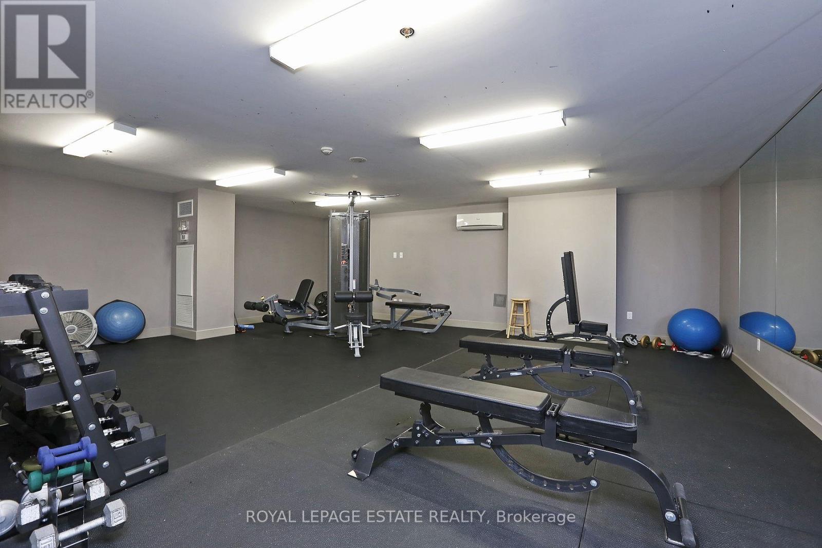 206 - 816 Lansdowne Avenue, Toronto, Ontario  M6H 4K6 - Photo 21 - W12572142