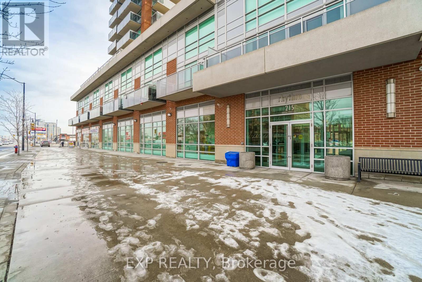 208 - 215 Queen Street E, Brampton, Ontario  L6W 0A9 - Photo 2 - W12572150