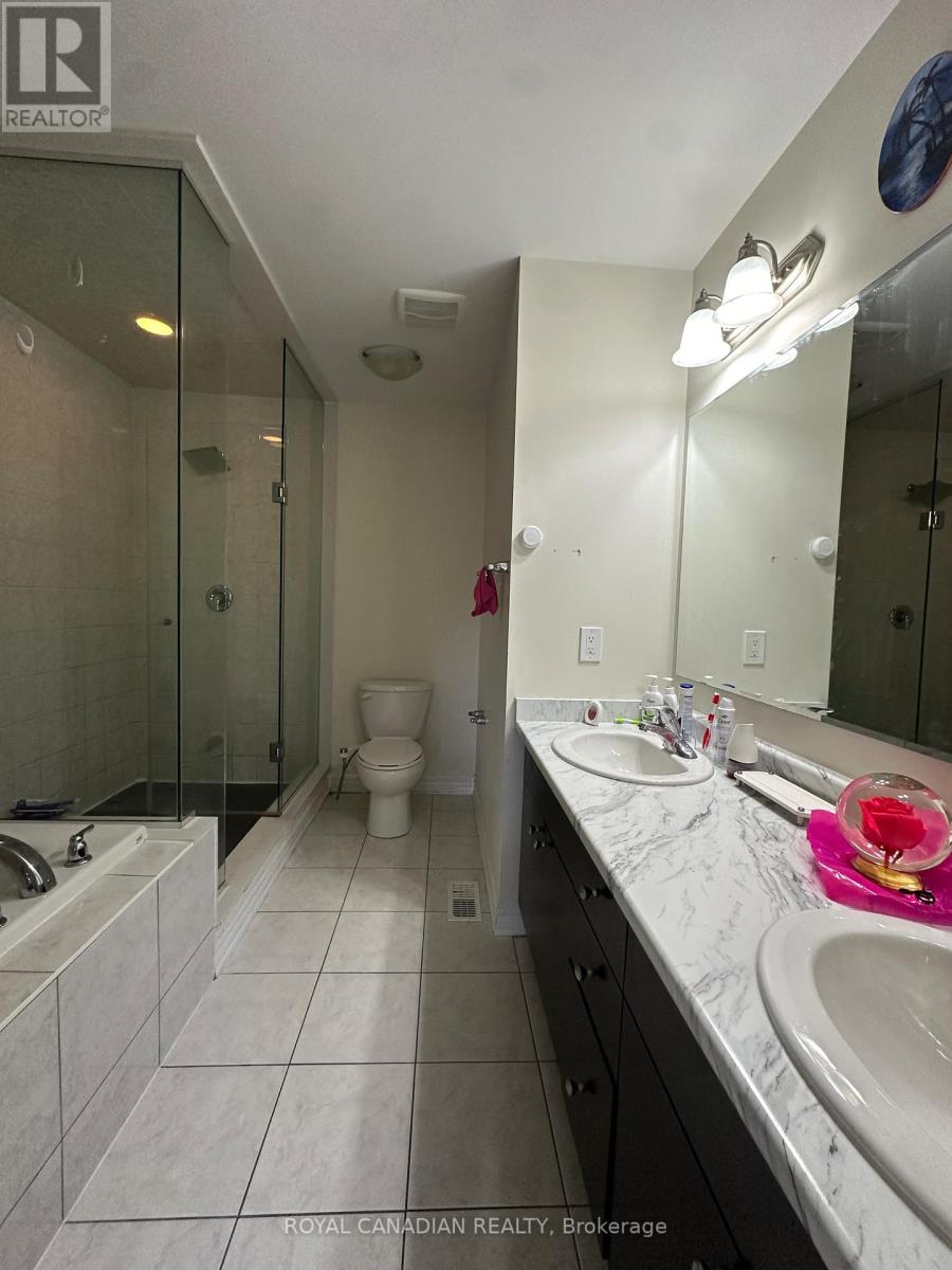 Upper - 124 Tysonville Circle, Brampton, Ontario  L7A 4B3 - Photo 10 - W12572154