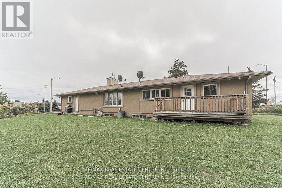 3024 Countryside Drive, Brampton (Vales Of Castlemore North), Ontario  L6P 0V3 - Photo 12 - W12572202