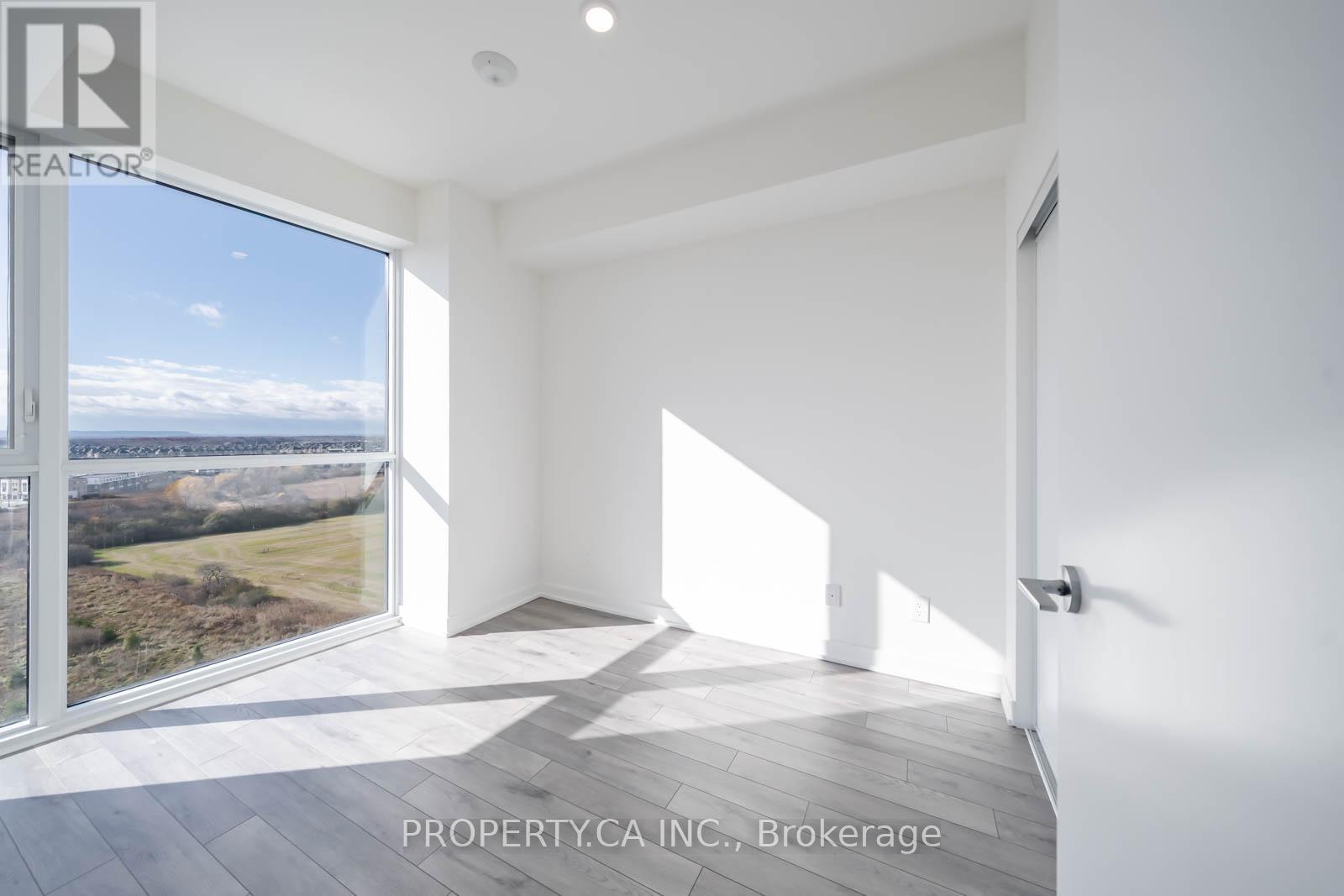 1210 - 3071 Trafalgar Road, Oakville, Ontario  L6H 8C6 - Photo 7 - W12572222