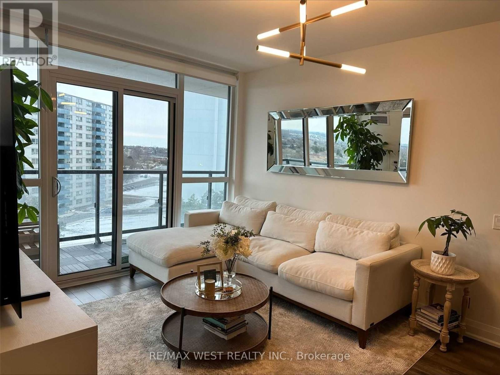 804 - 1461 Lawrence Avenue W, Toronto, Ontario  M6L 0A6 - Photo 5 - W12572238