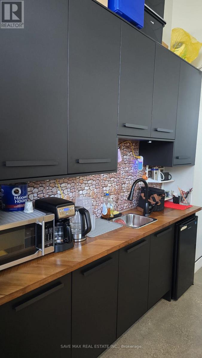 106 - 247 Queen Street E, Brampton, Ontario  L6W 0B8 - Photo 9 - W12572270